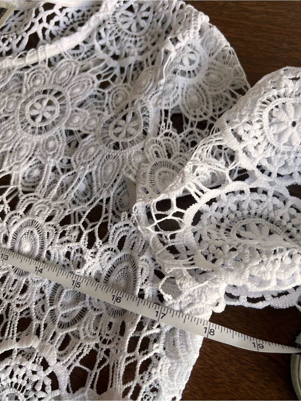 Anne Klein White Floral Crochet Lace Top Size S Boho Sheer Overlay Top Cottage - Picture 6 of 9